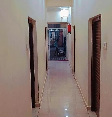 Hotel Bhagirath Varanasi Bagian luar foto